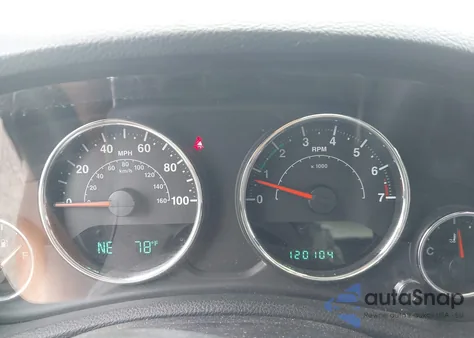 2013 Jeep Wrangler Sport z USA, uszkodzony, nr VIN 1C4AJWAG6DL626429